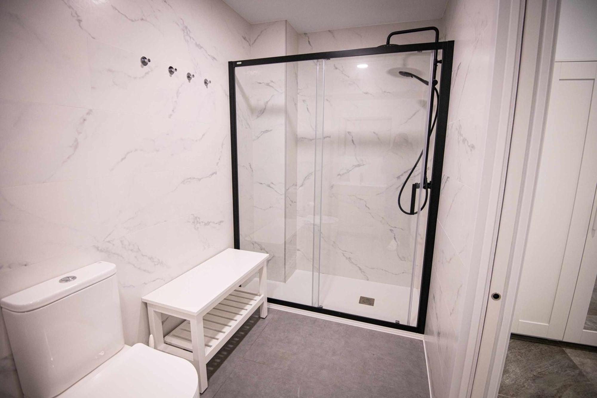 Antonio Lopez A Apartamento *